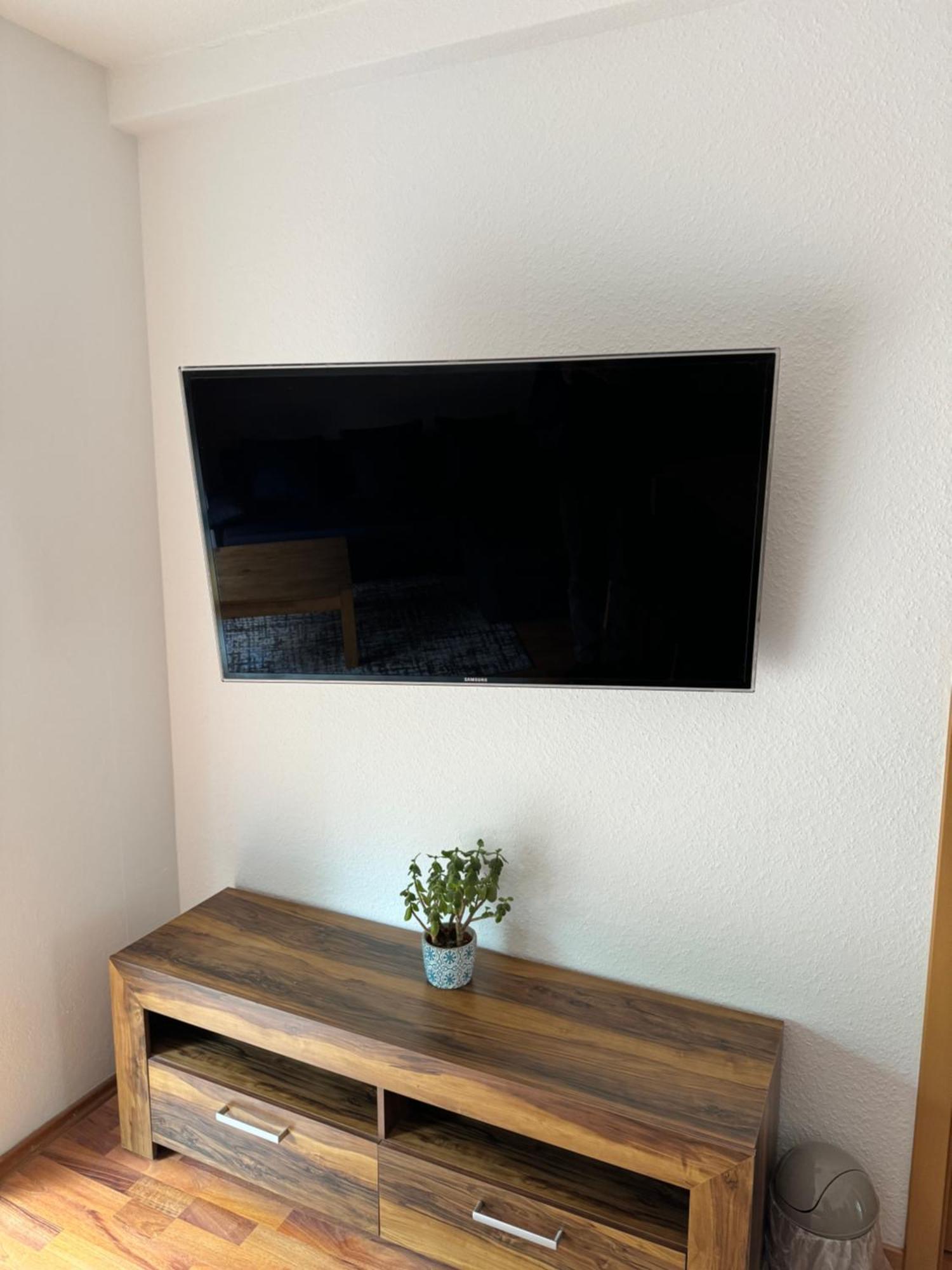 Schoene Eg Wohnung Mit Tv, Wlan Und Kueche - Maria Werne Ngoại thất bức ảnh